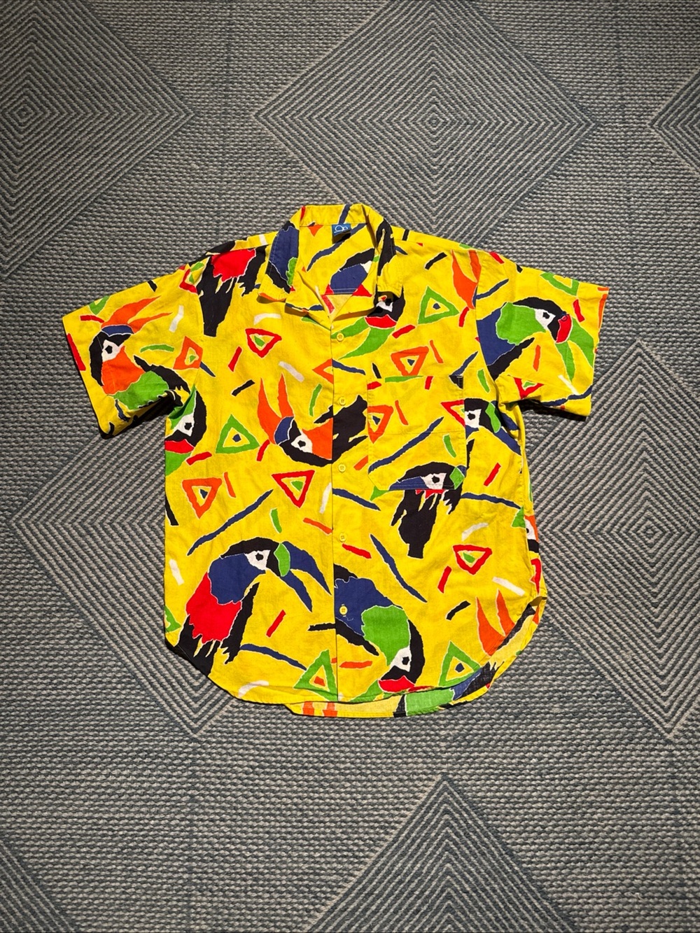 Vintage Op 80s Mens Parrot Yellow Short Sleeve Button Up Shirt Size L - Picture 2 of 10